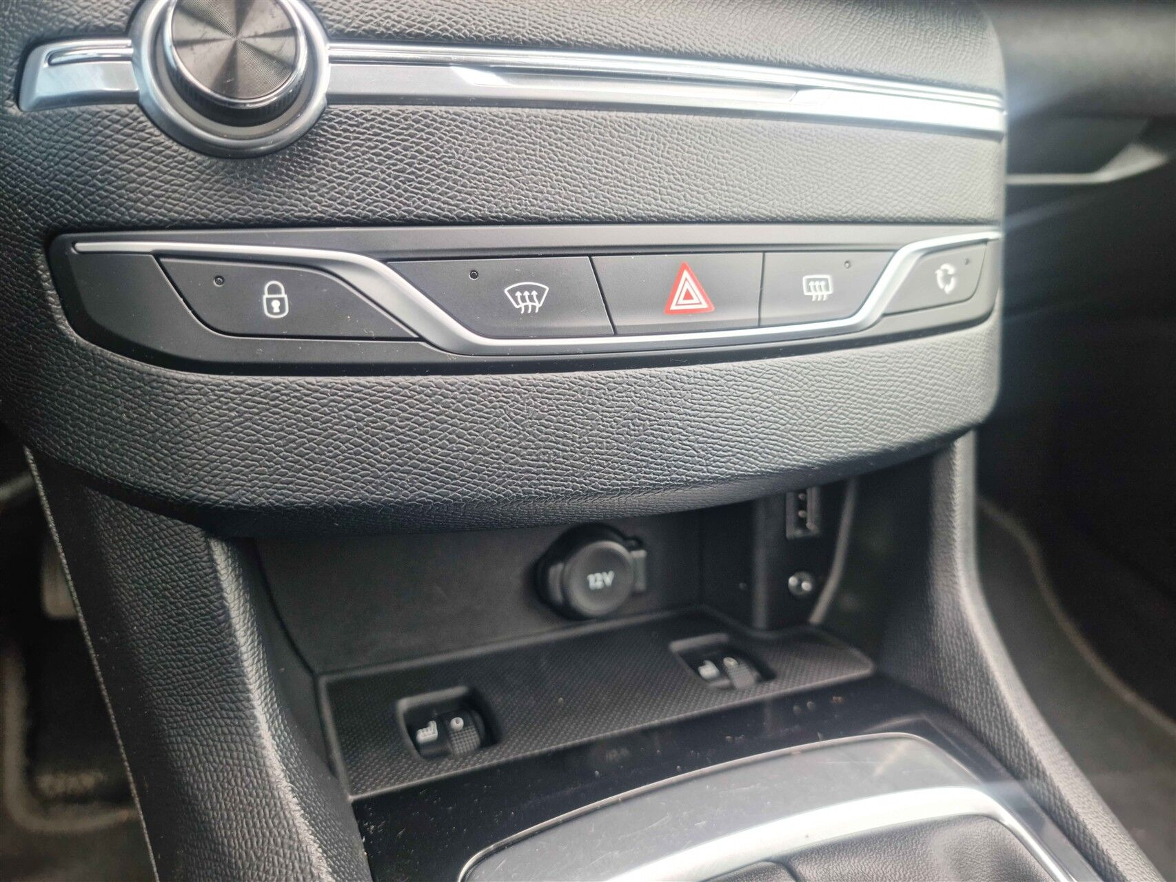 undefined Peugeot 308 fra 2016