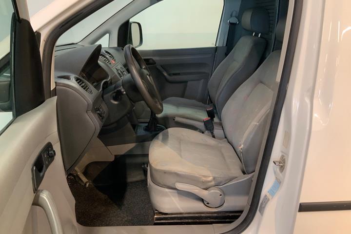 Hvid VW Caddy fra 2009