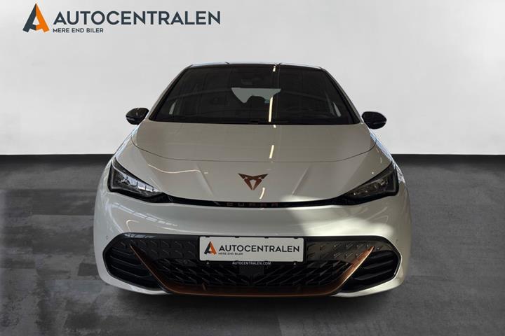 Hvid Cupra Born fra 2022