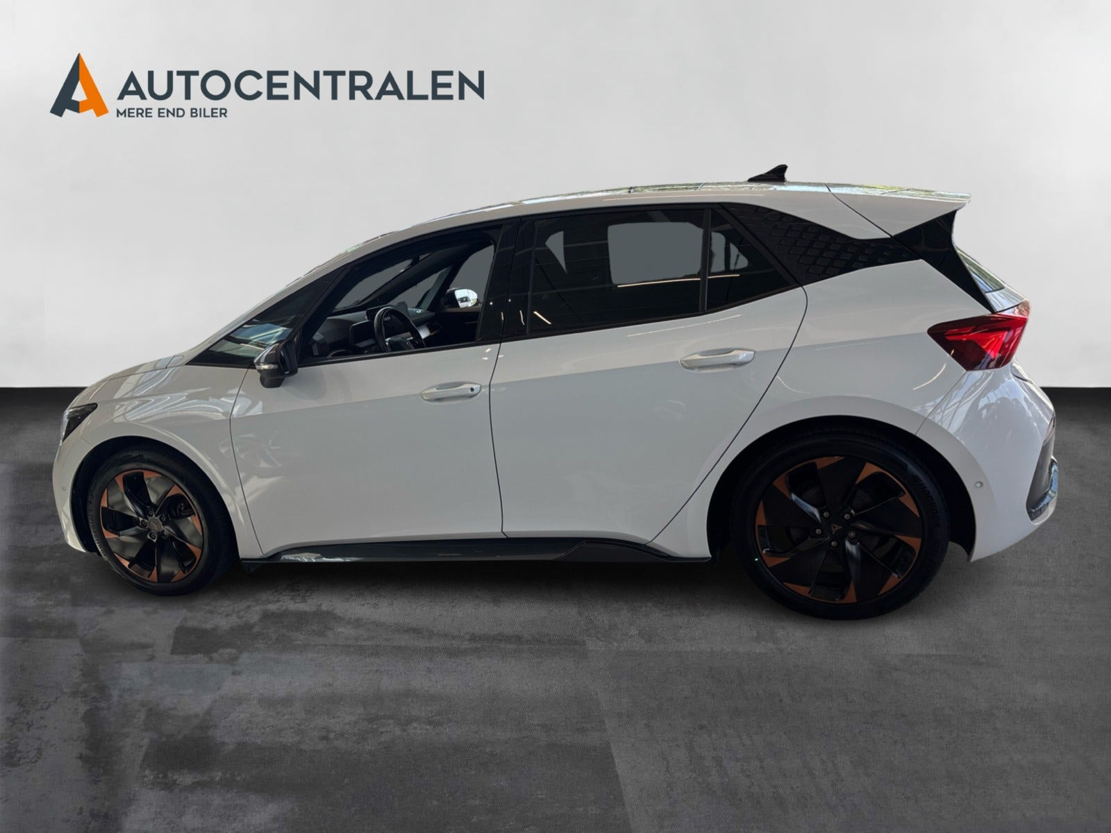 Hvid Cupra Born fra 2022