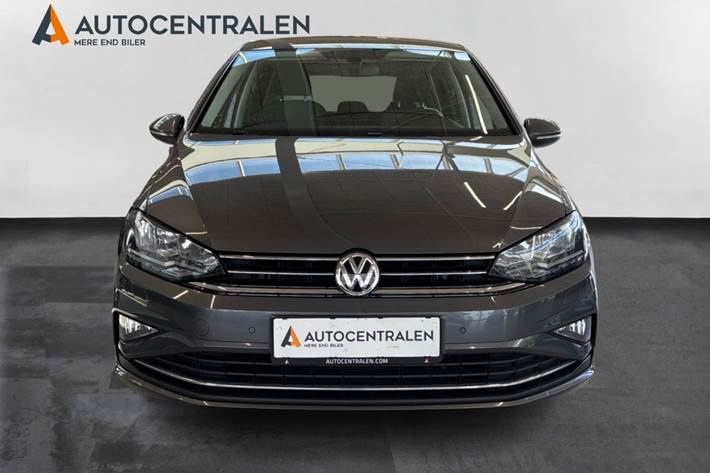 Grå VW Golf Sportsvan fra 2020