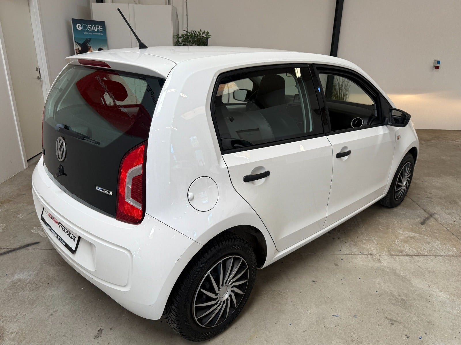 Hvid VW UP! fra 2016