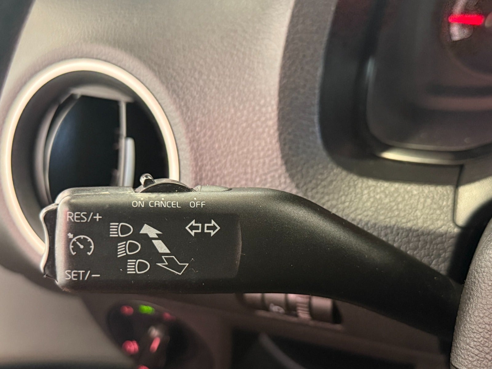 Hvid VW UP! fra 2016