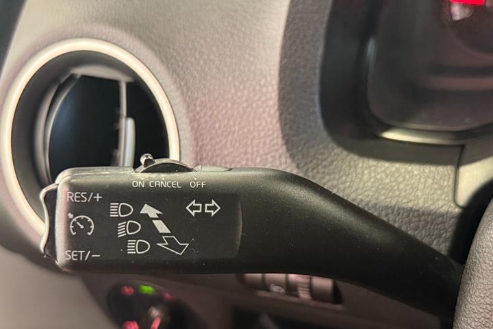 Hvid VW UP! fra 2016