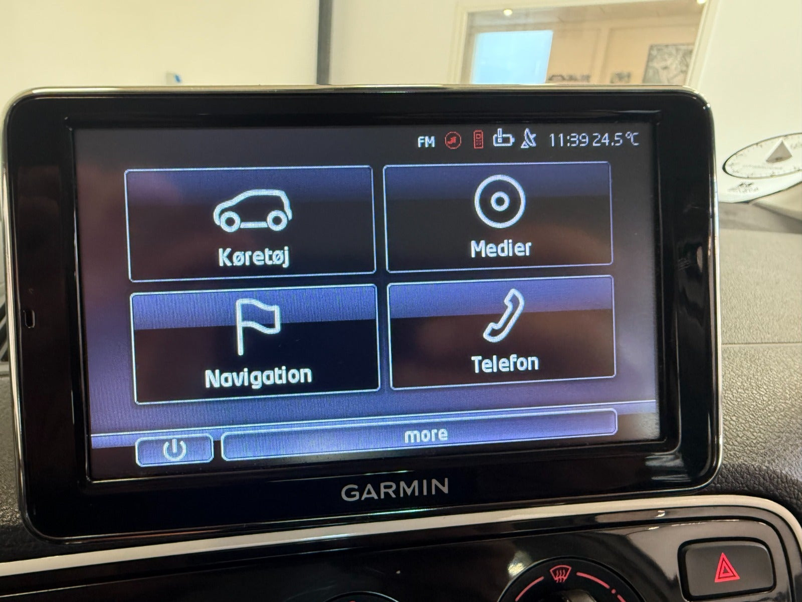 Hvid VW UP! fra 2016