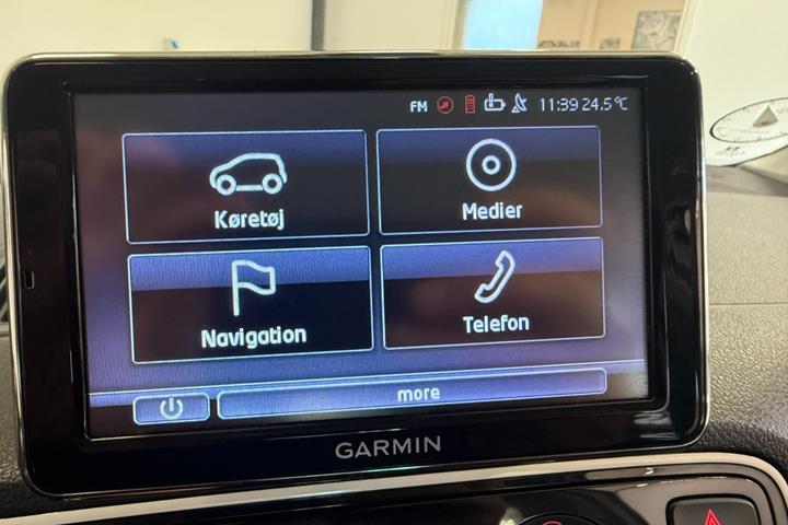 Hvid VW UP! fra 2016