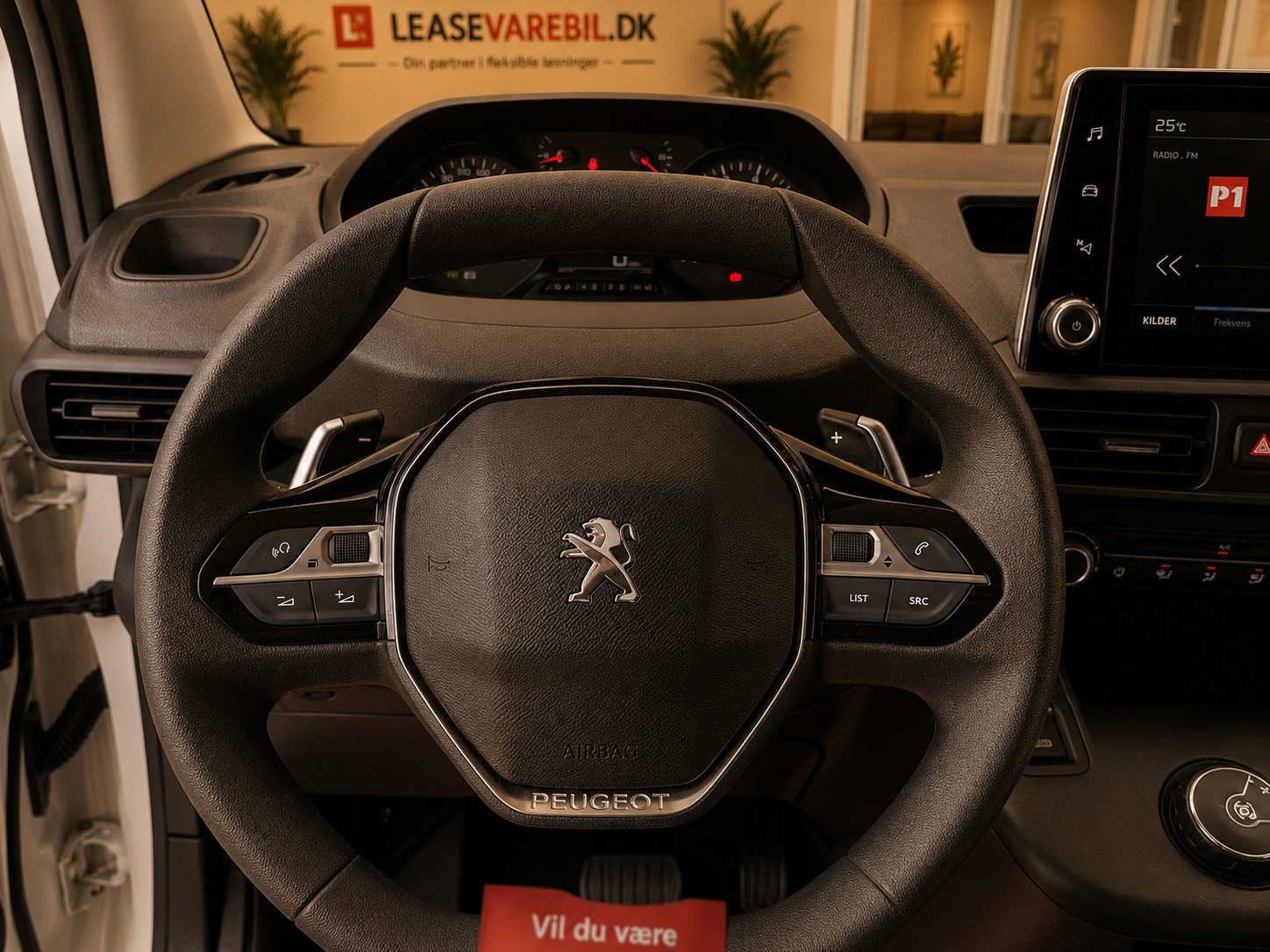 Hvid Peugeot Partner fra 2021