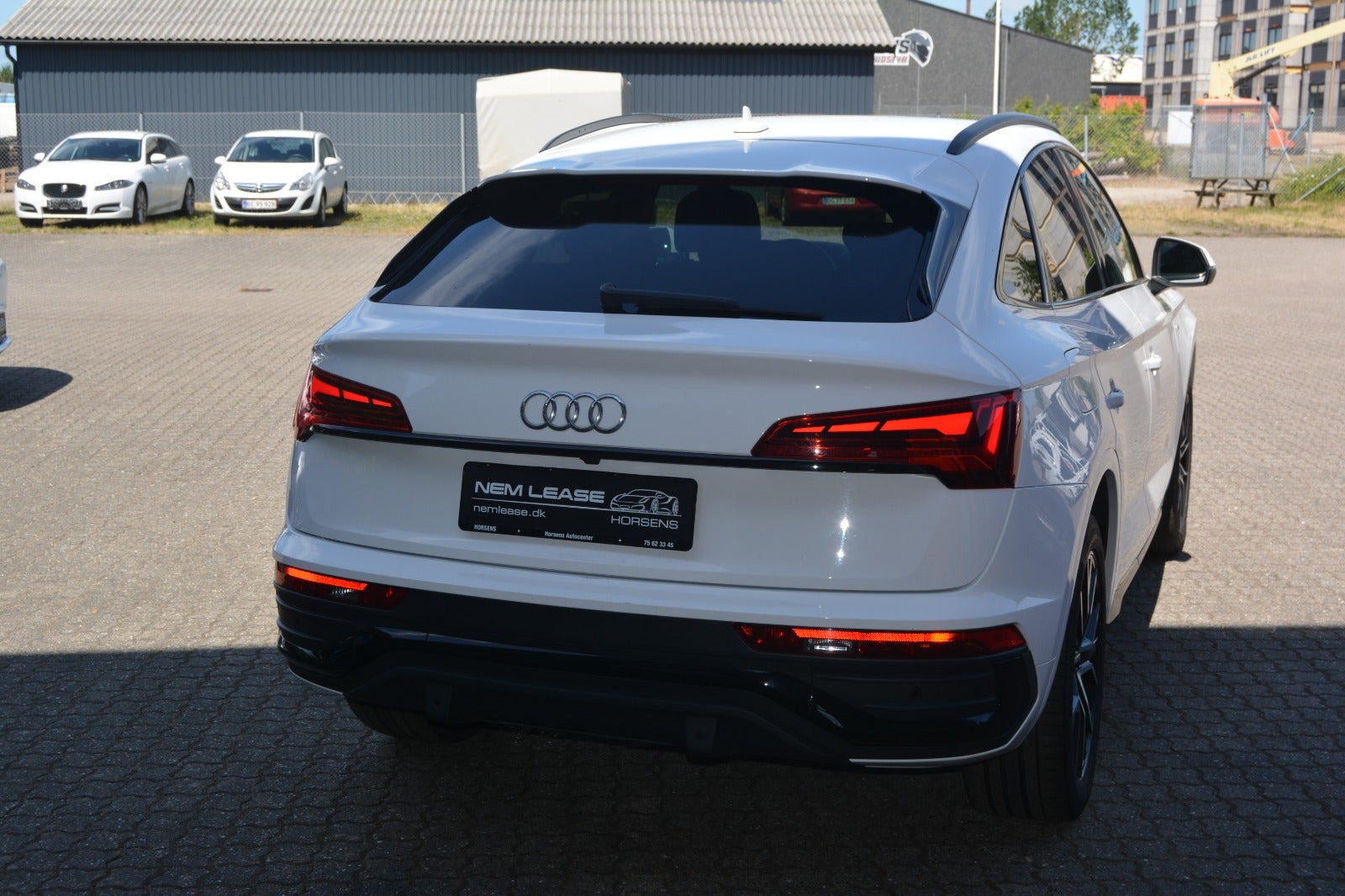 Hvid Audi Q5 fra 2022