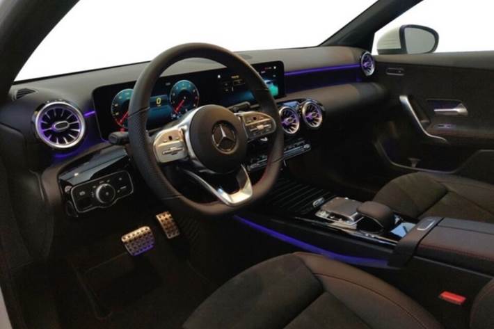 Hvid Mercedes A200 fra 2019