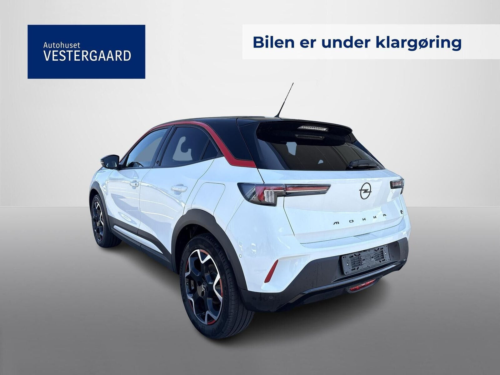 Hvid Opel Mokka-e fra 2021