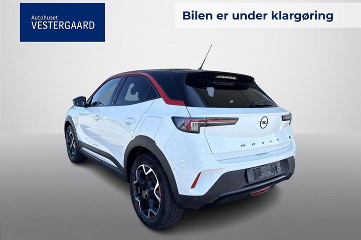 Hvid Opel Mokka-e fra 2021