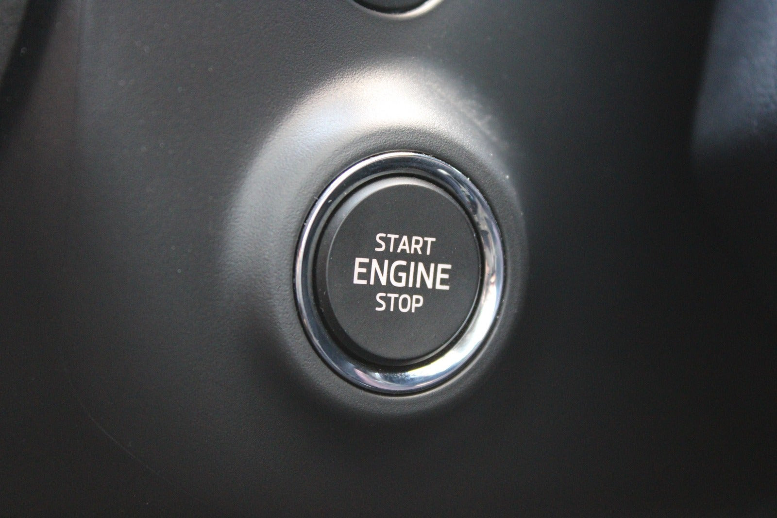 Blå Skoda Enyaq fra 2022