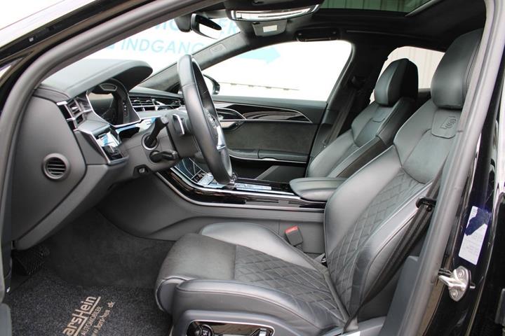 Sort Audi A8 fra 2020
