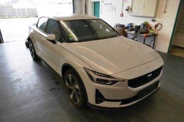 Hvid Polestar 2 fra 2023