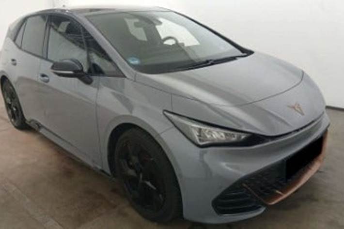 Grå Cupra Born fra 2023