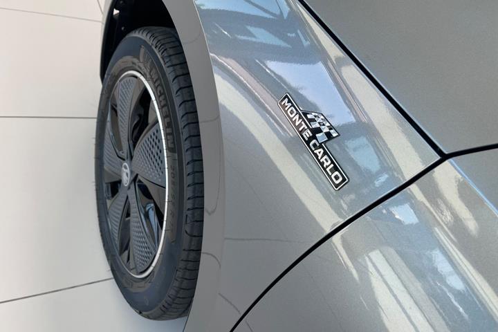 Grå Skoda Kamiq fra 2027