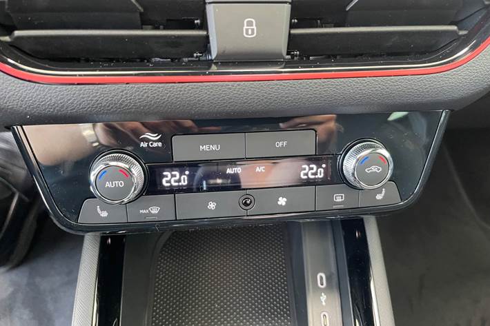 Grå Skoda Kamiq fra 2027