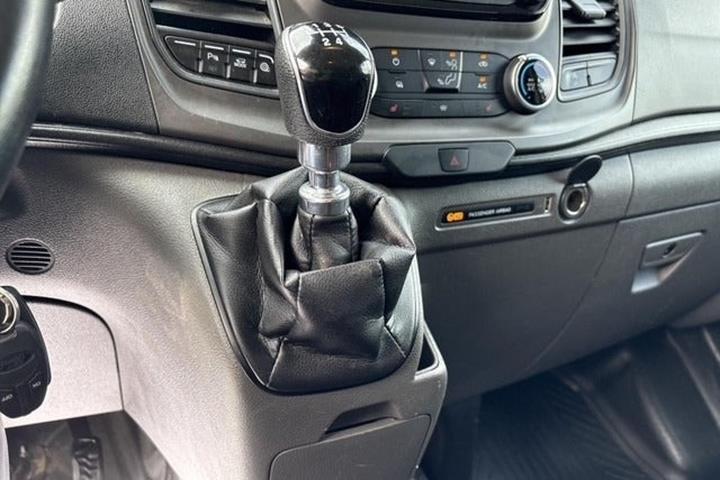 Hvid Ford Transit Custom 300 L2 fra 2021