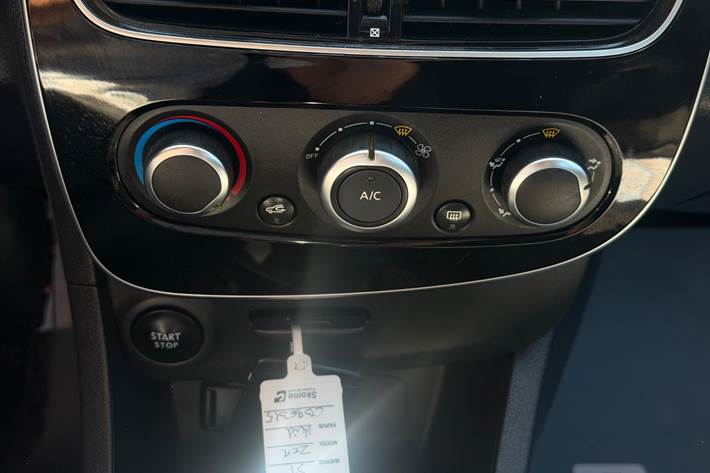 Hvid Renault Clio IV fra 2018