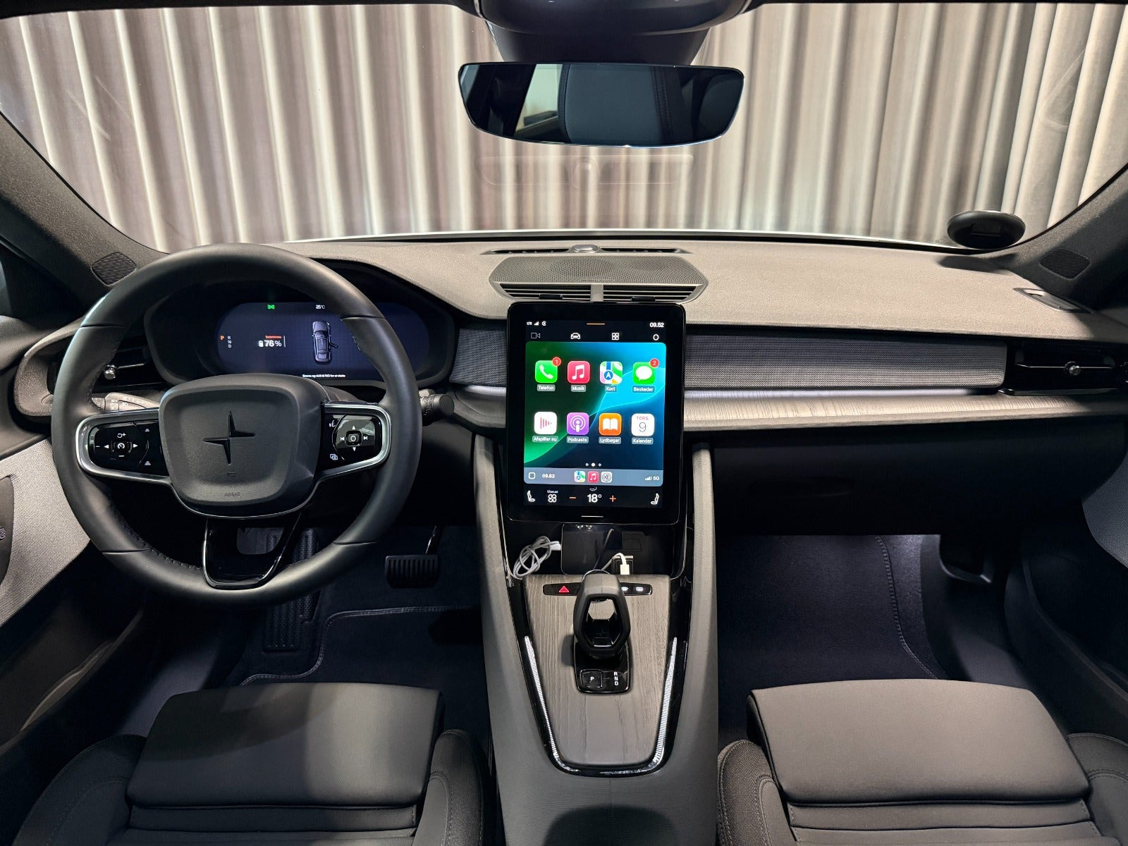Hvid Polestar 2 fra 2025