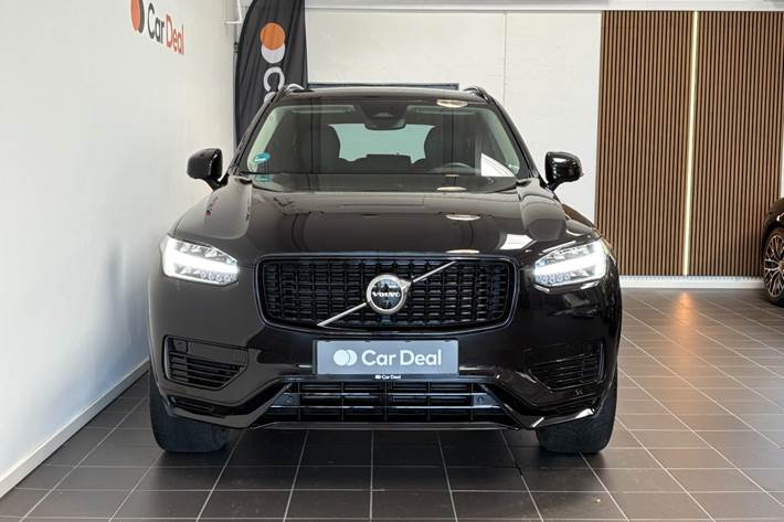 Sort Volvo XC90 fra 2023
