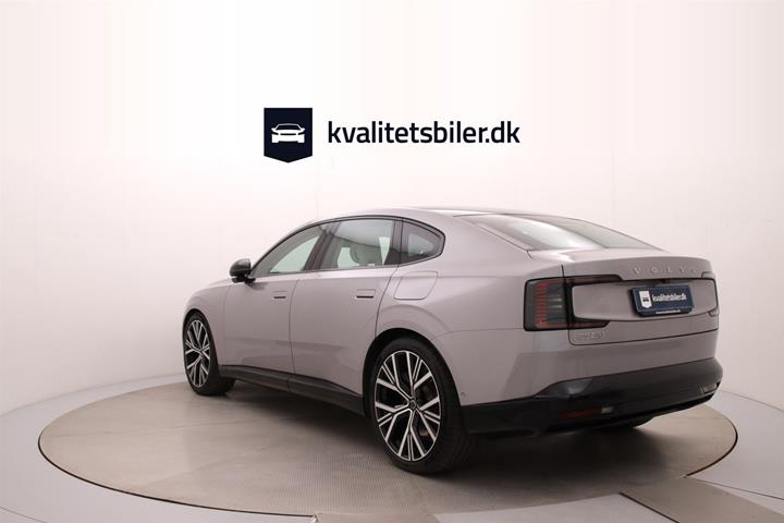 Sølv Volvo ES90 fra 2025