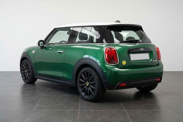 Grøn Mini Cooper fra 2023