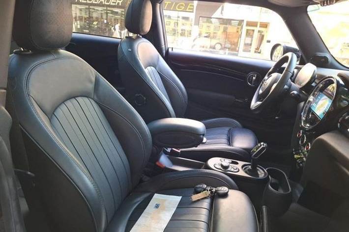 Sort Mini Cooper fra 2023