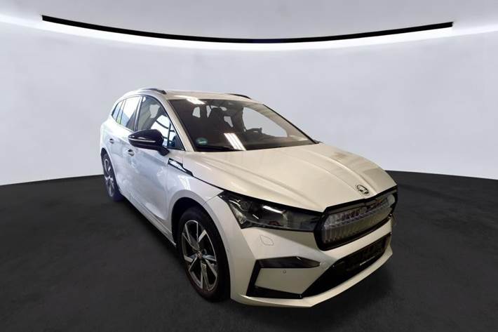 Sølv Skoda Enyaq fra 2024