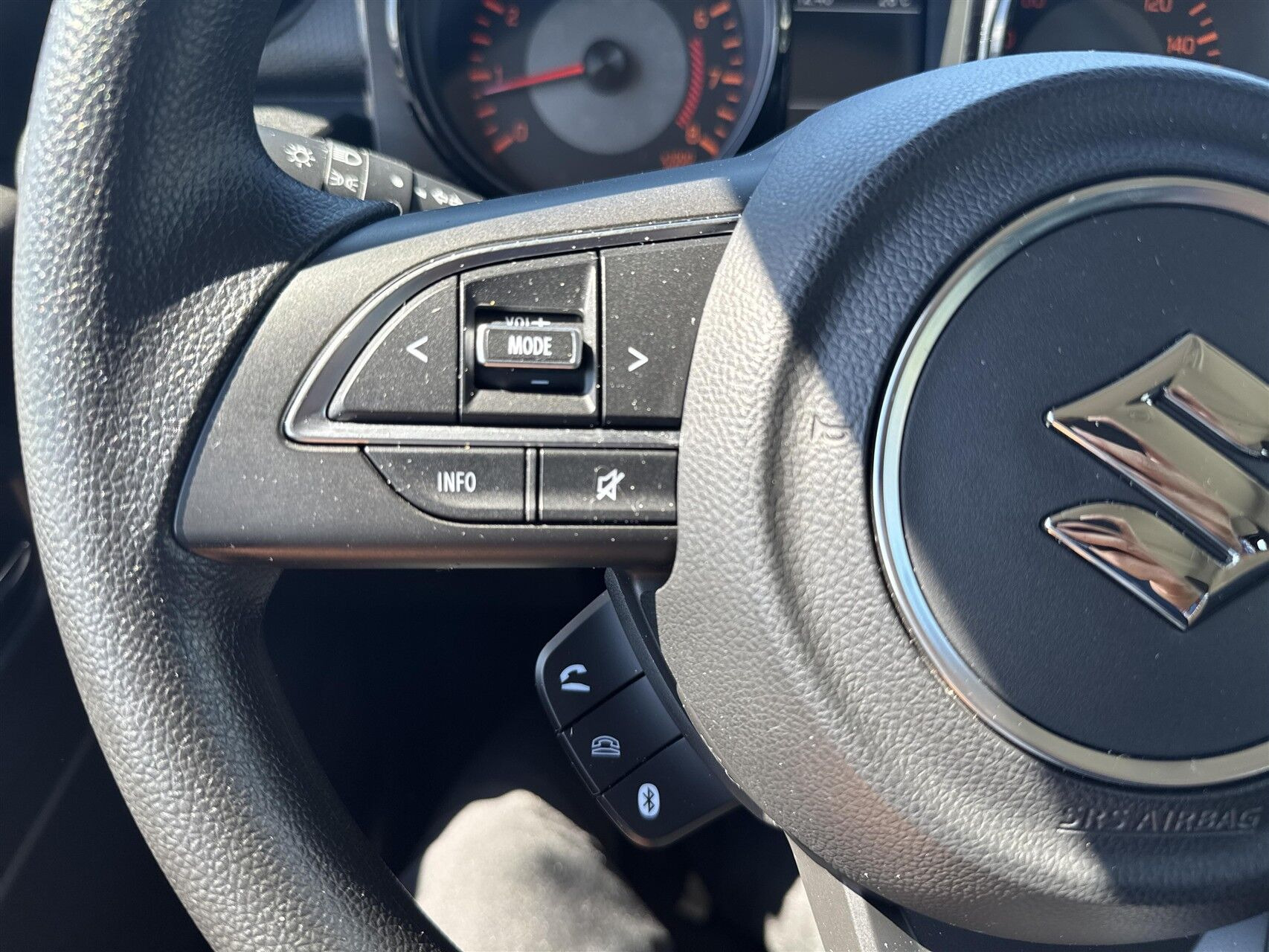 Sort Suzuki Jimny fra 2023