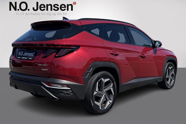 Rød Hyundai Tucson fra 2023