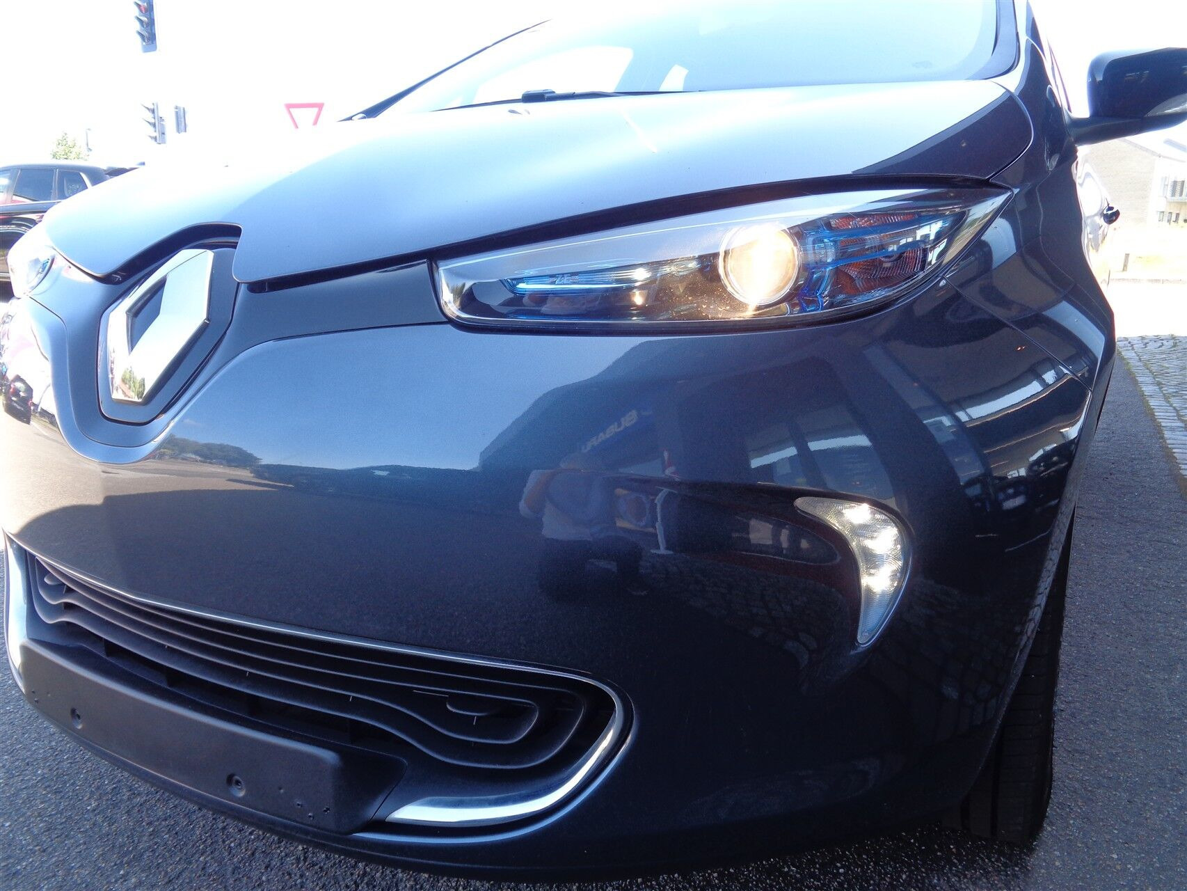 Blå Renault Zoe fra 2017