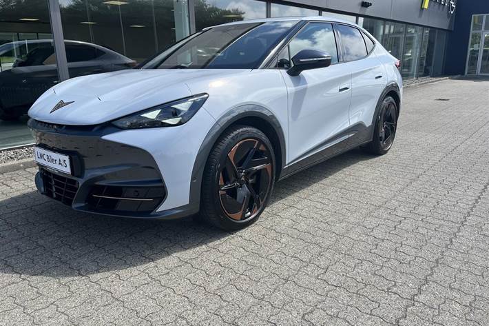 Hvid Cupra Tavascan fra 2024