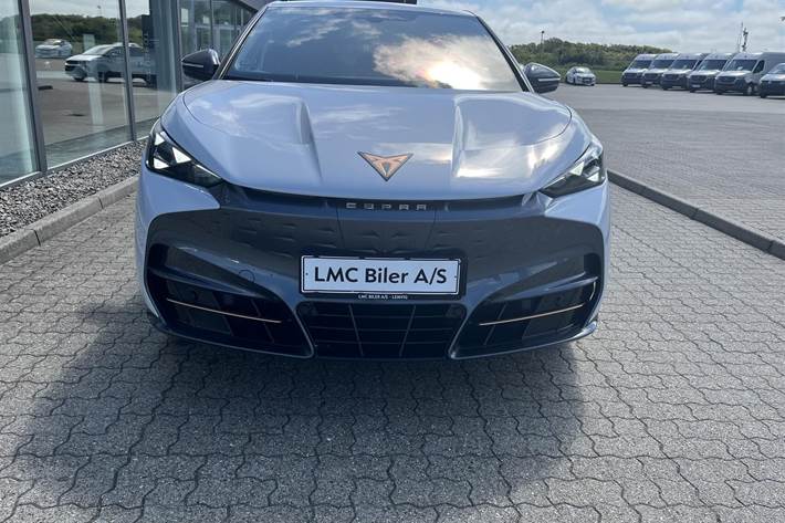 Hvid Cupra Tavascan fra 2024