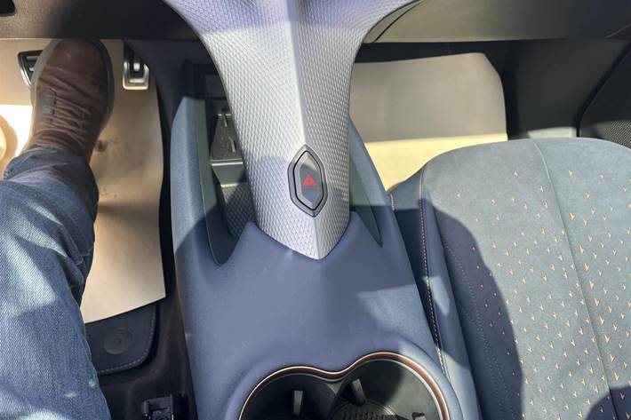 Hvid Cupra Tavascan fra 2024