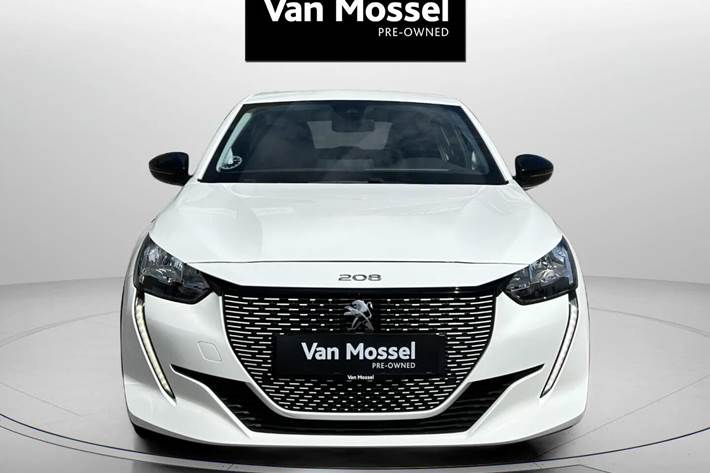 Hvid Peugeot e-208 fra 2022