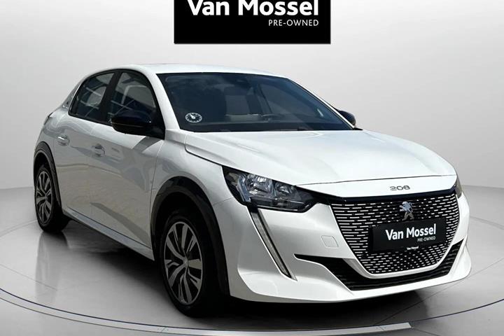 Hvid Peugeot e-208 fra 2022