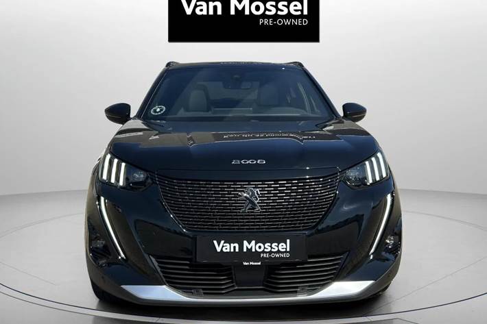 Sort Peugeot e-2008 fra 2026