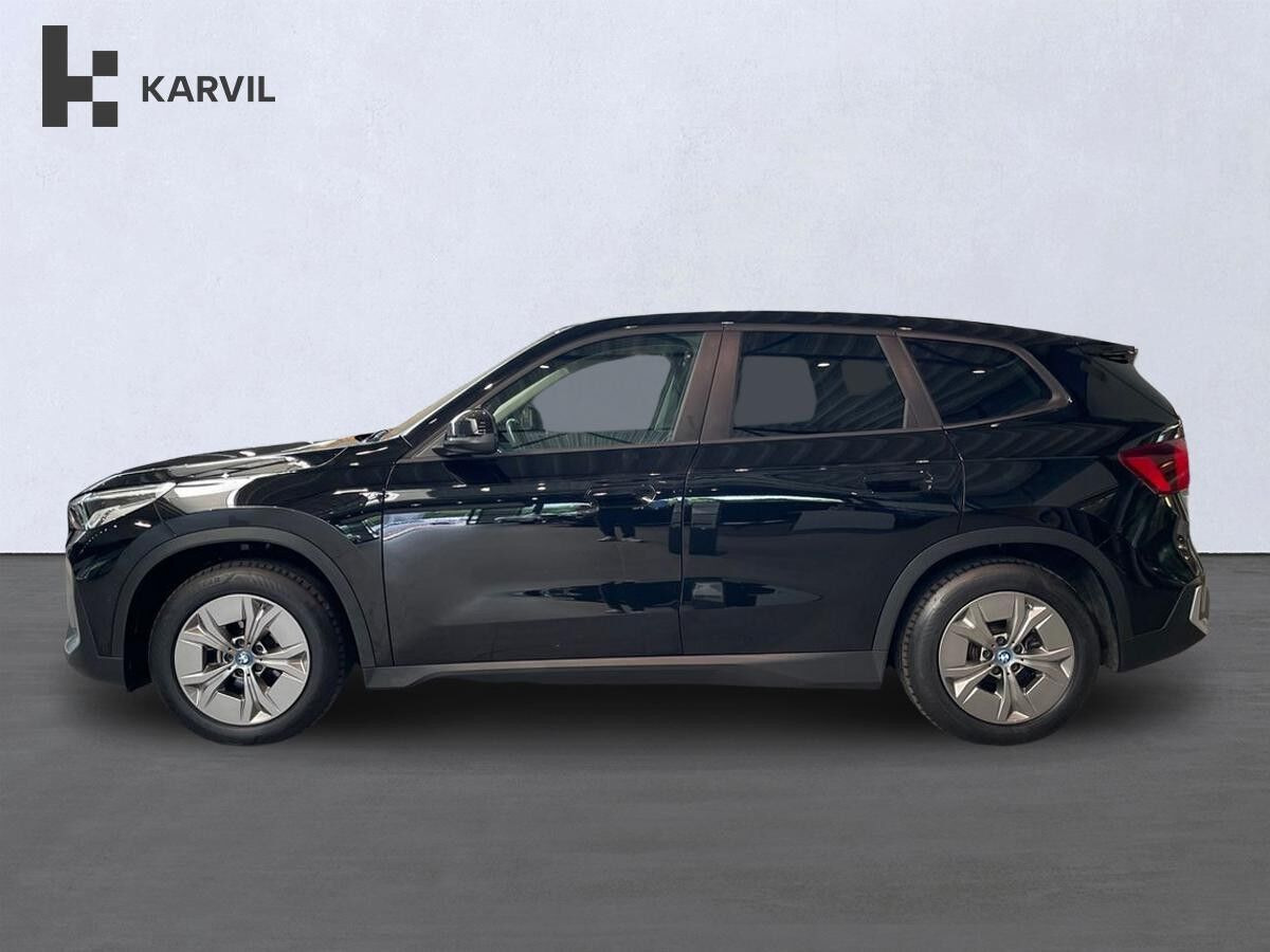 Sort BMW iX1 fra 2023