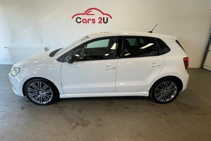Hvid VW Polo fra 2016