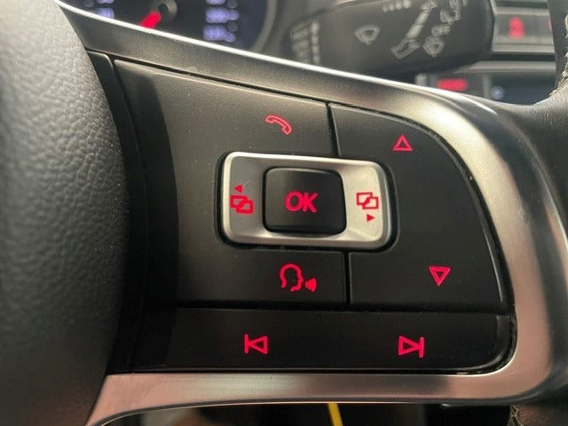 Hvid VW Polo fra 2016