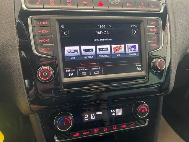 Hvid VW Polo fra 2016