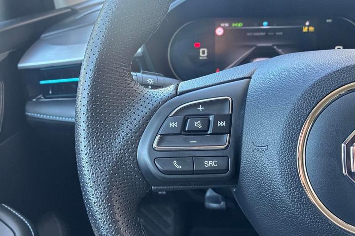 Sort MG MG5 fra 2024