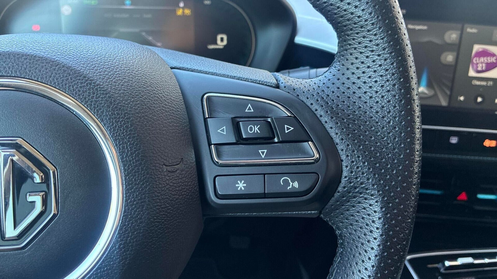 Sort MG MG5 fra 2024