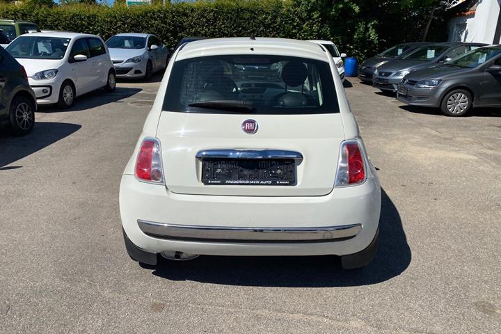 Hvid Fiat 500 fra 2008