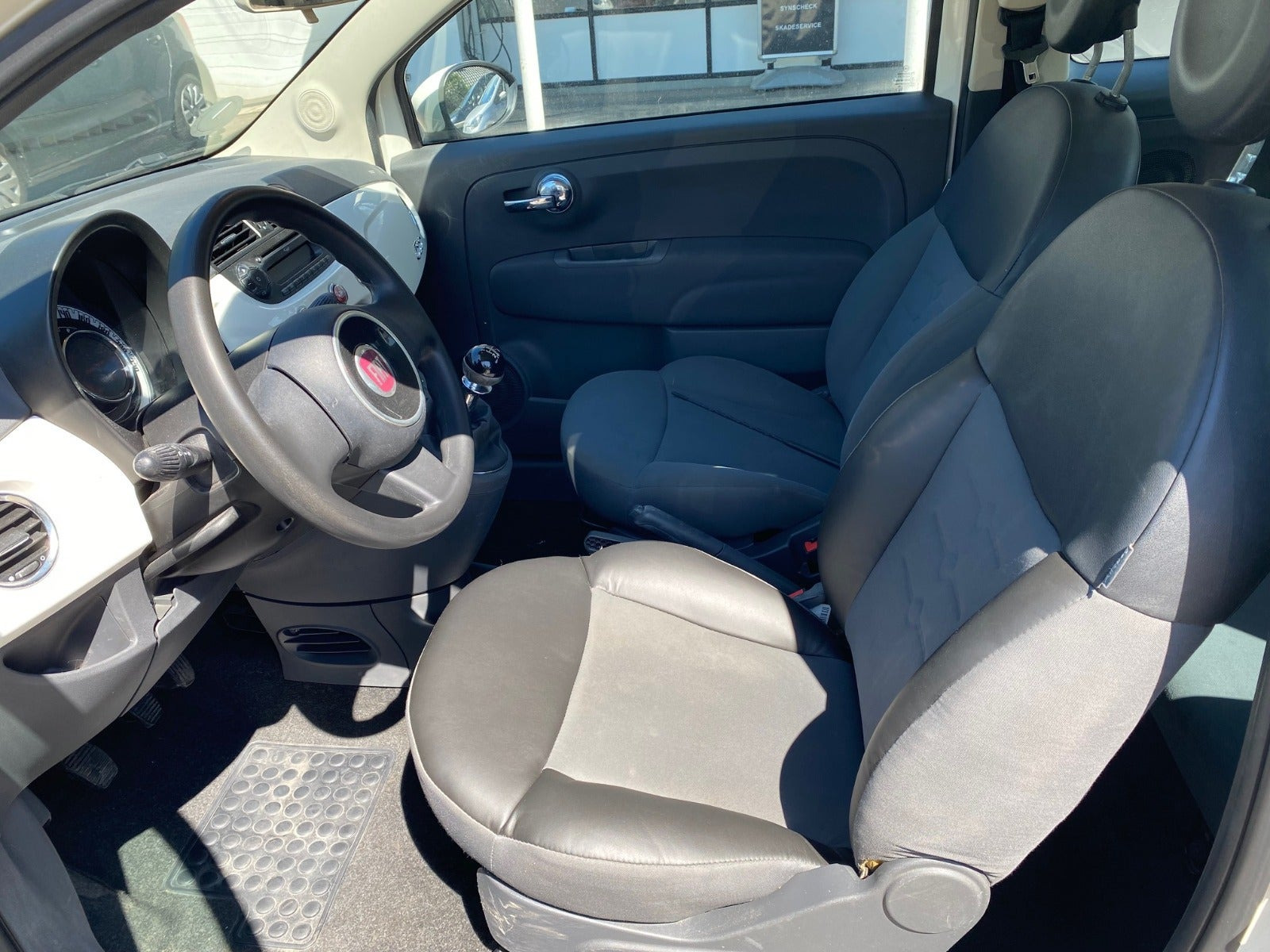 Hvid Fiat 500 fra 2008