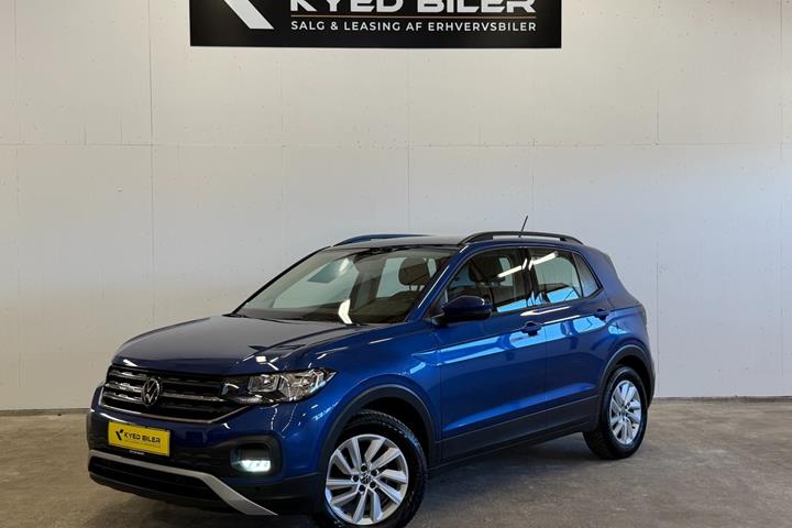 Blå VW T-Cross fra 2022 set udefra