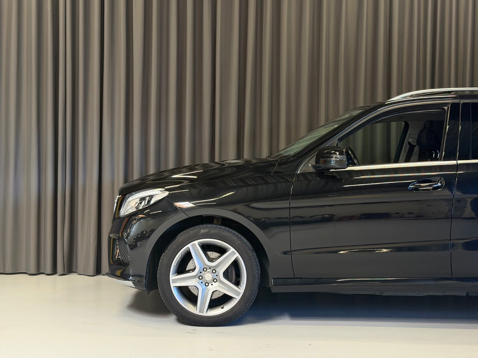 Sort Mercedes GLE350 d fra 2015