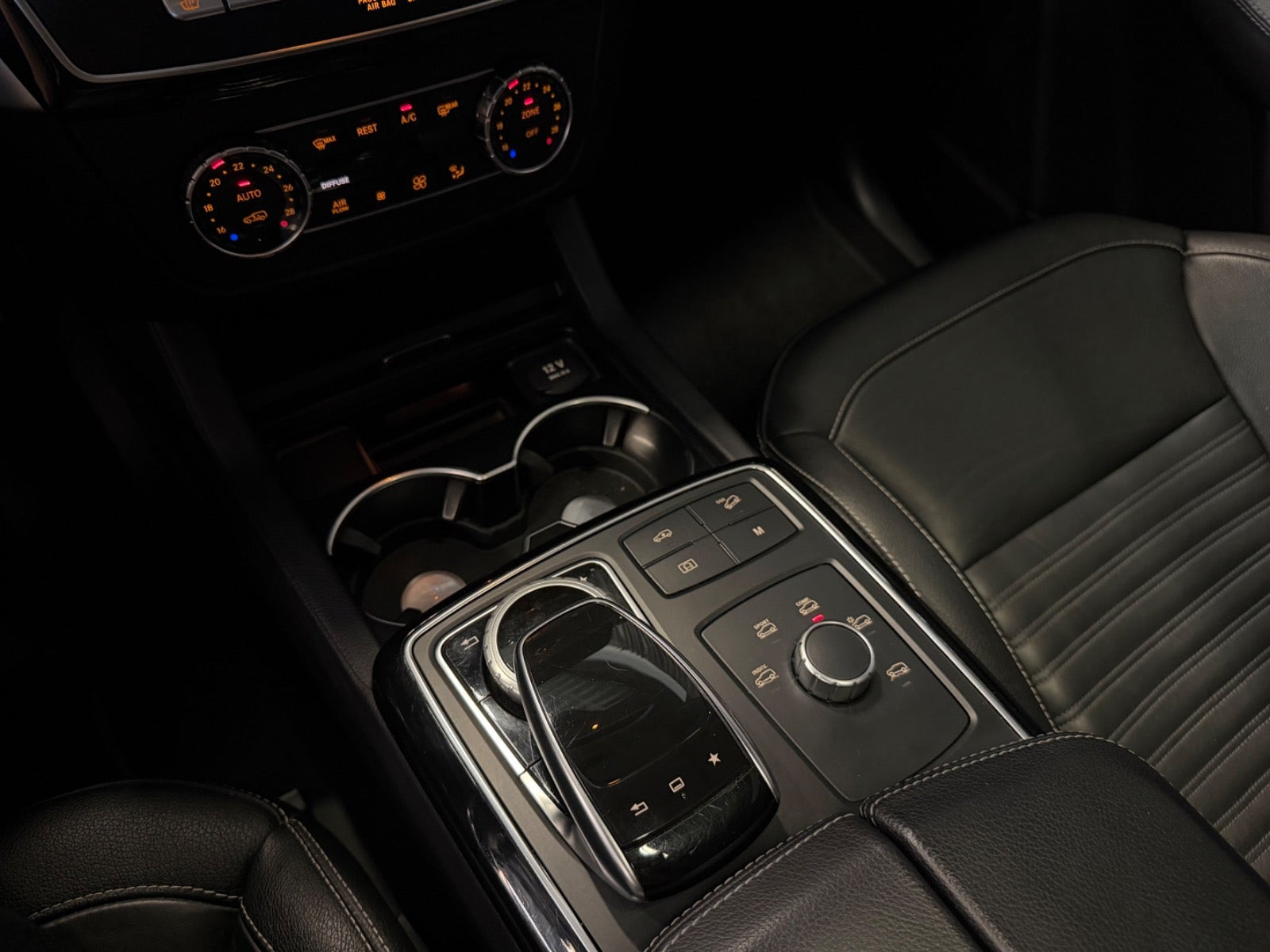 Sort Mercedes GLE350 d fra 2015