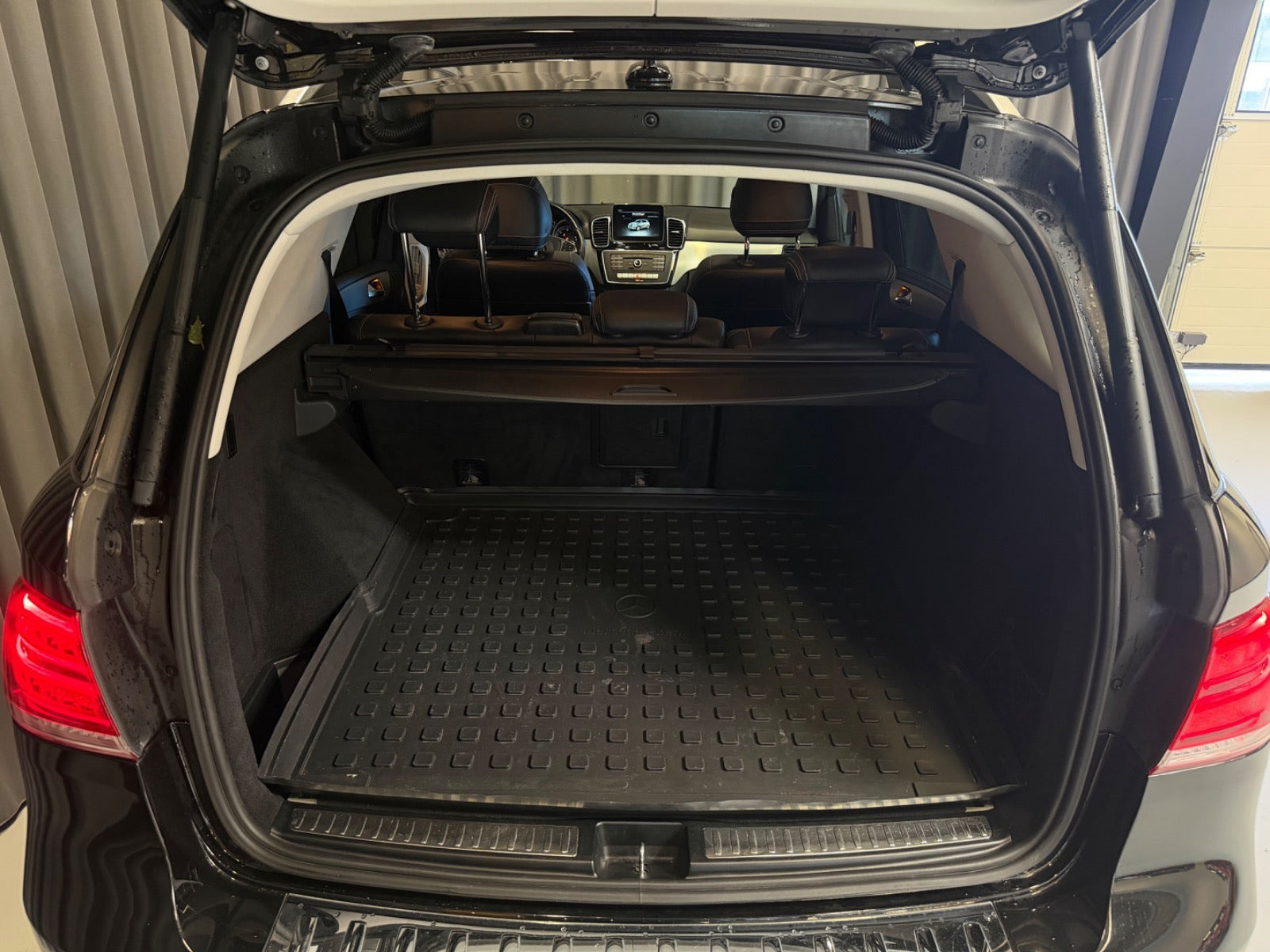 Sort Mercedes GLE350 d fra 2015